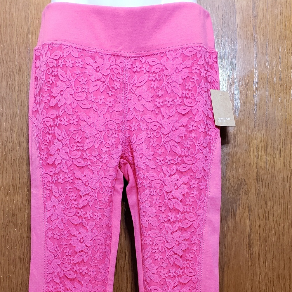 C'est Toi Pink Flower Embroidered Pants, size M